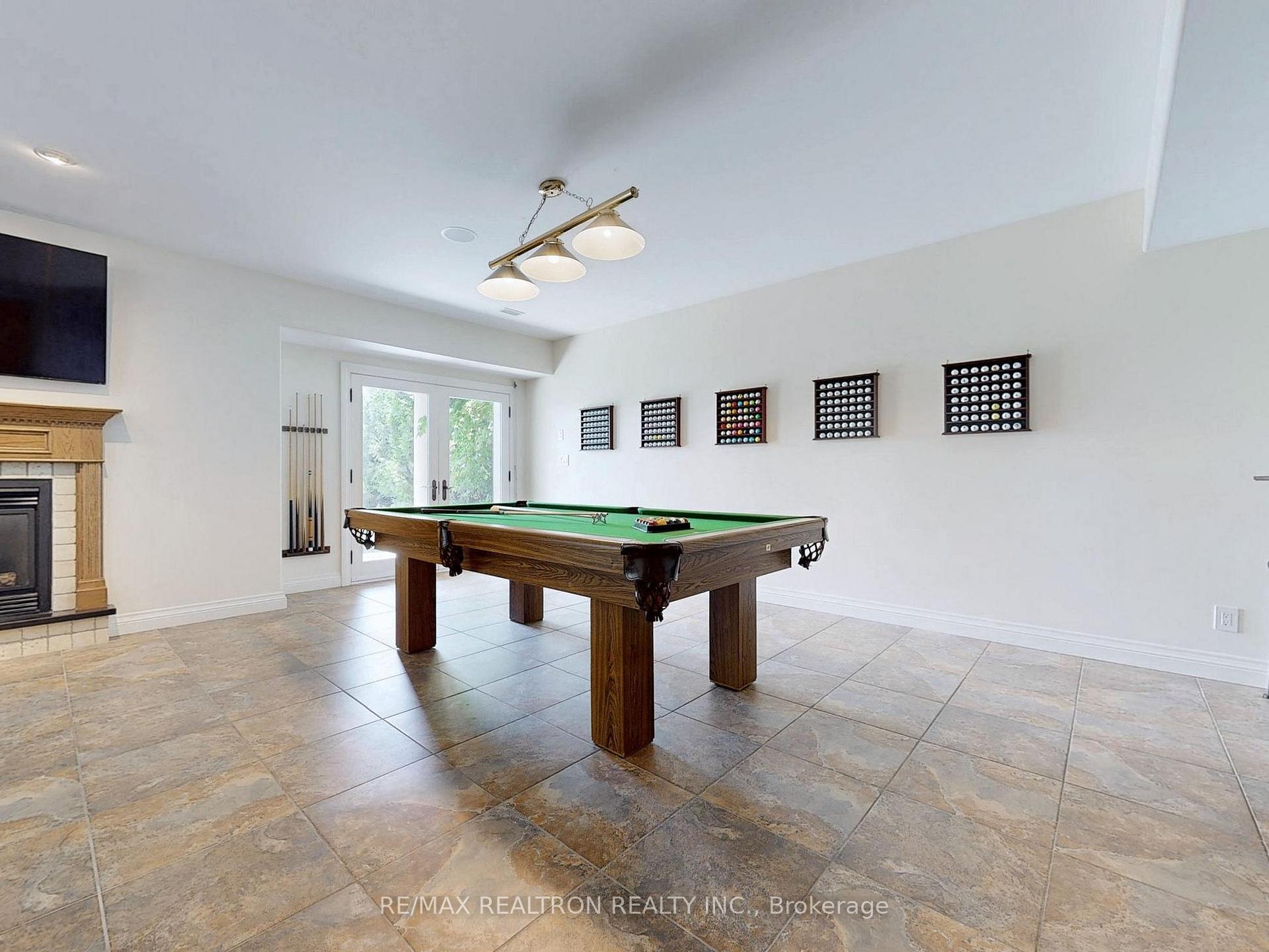 Photo 21 of 35 Kempenfelt Drive, Barrie, City Centre — HOMEH