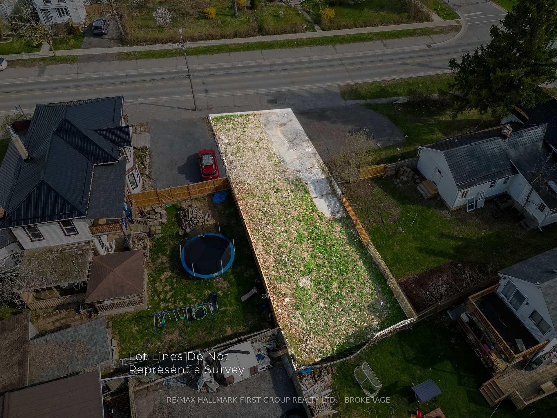 Photo 3 of 284 Dundas Street, Deseronto, Deseronto (Town) — HOMEH