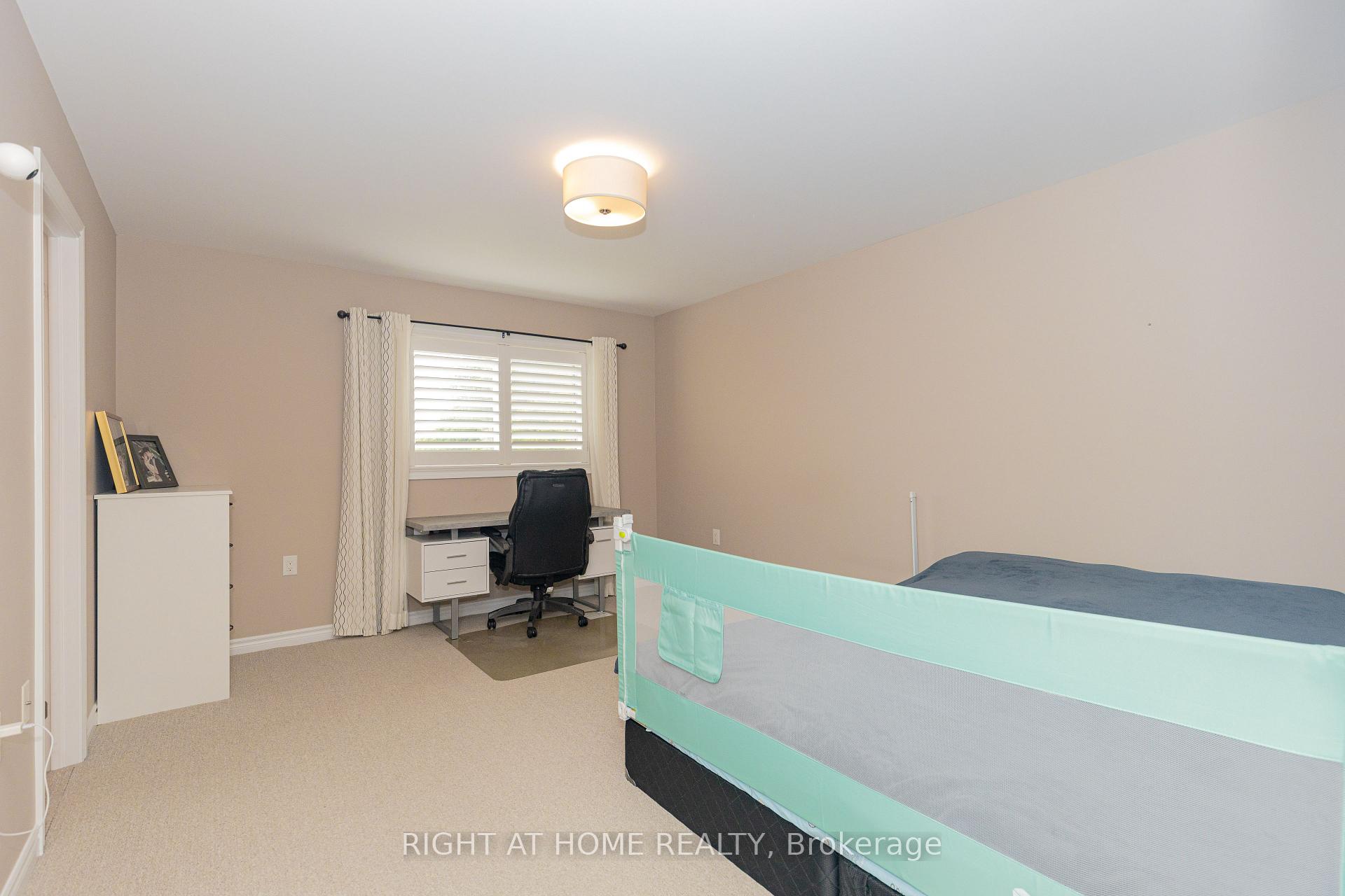 Photo 13 of 228H Crawford Street, Barrie, Ardagh — HOMEH