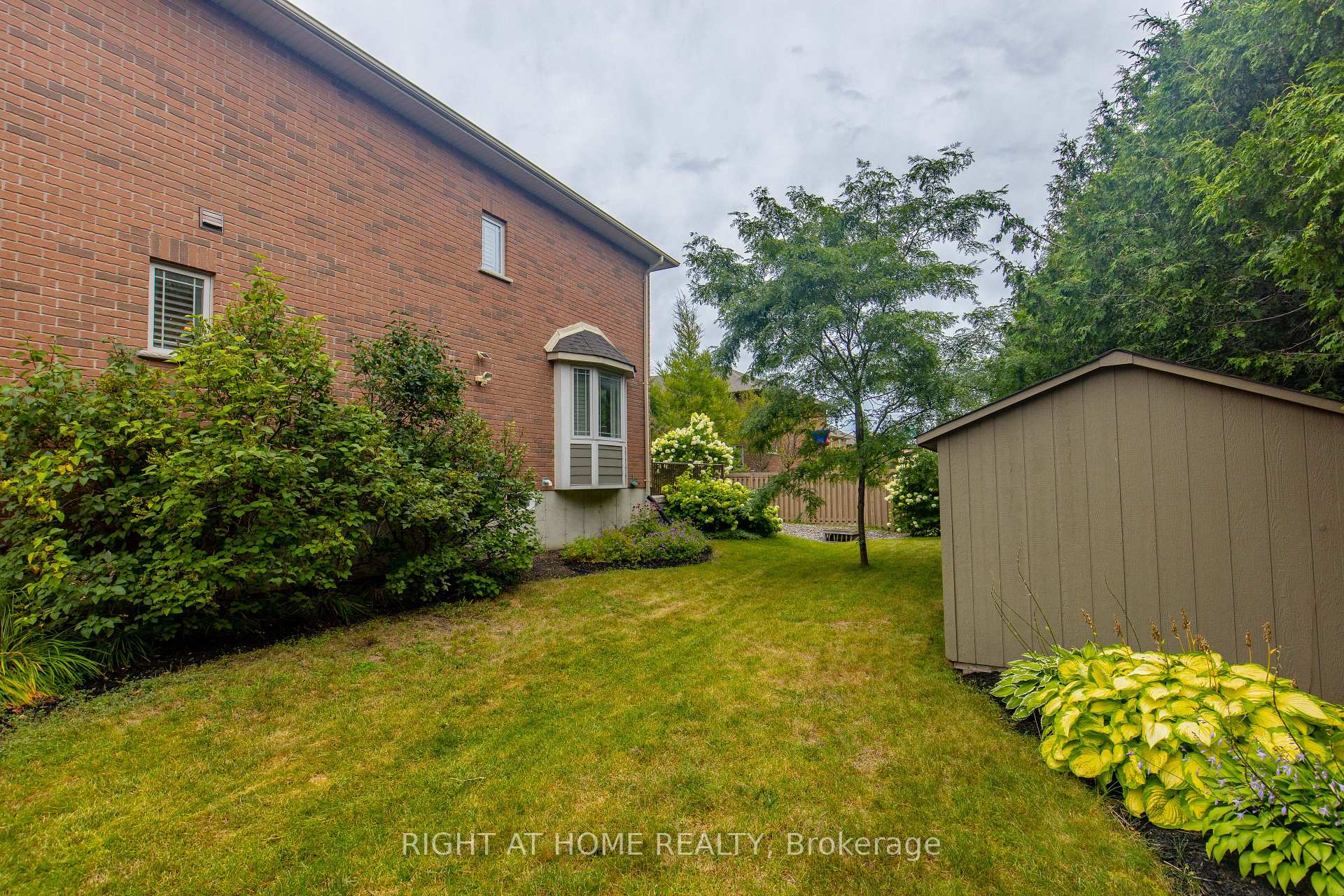 Photo 19 of 228H Crawford Street, Barrie, Ardagh — HOMEH