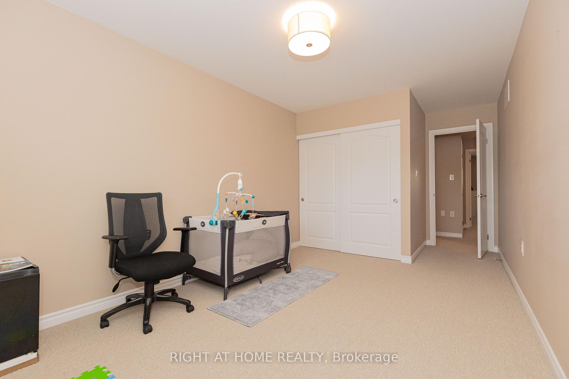 Photo 26 of 228H Crawford Street, Barrie, Ardagh — HOMEH