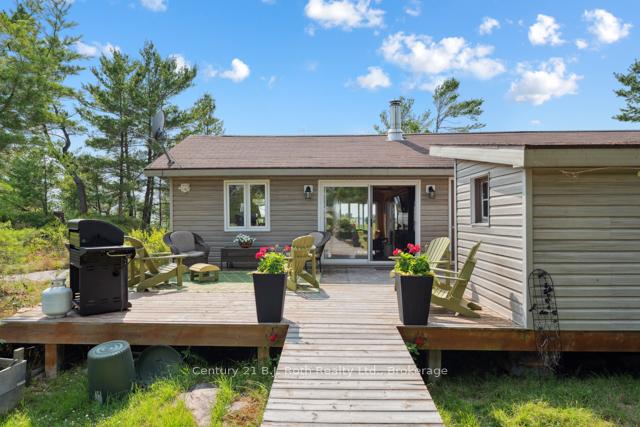 Photo 5 of 1 252c Island, Carling — HOMEH
