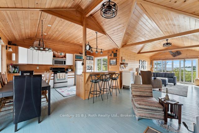 Photo 6 of 1 252c Island, Carling — HOMEH