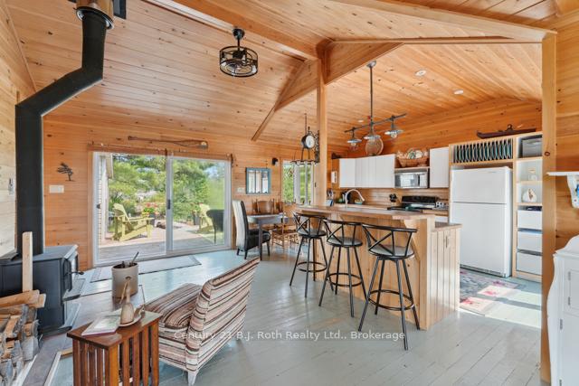 Photo 11 of 1 252c Island, Carling — HOMEH
