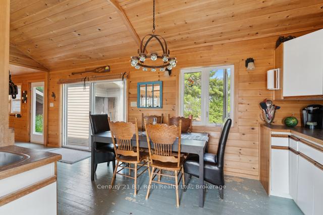 Photo 14 of 1 252c Island, Carling — HOMEH