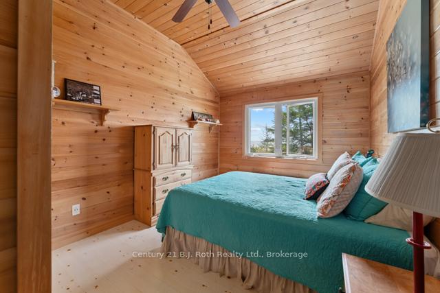 Photo 17 of 1 252c Island, Carling — HOMEH