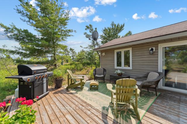 Photo 23 of 1 252c Island, Carling — HOMEH