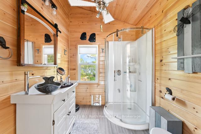 Photo 39 of 1 252c Island, Carling — HOMEH