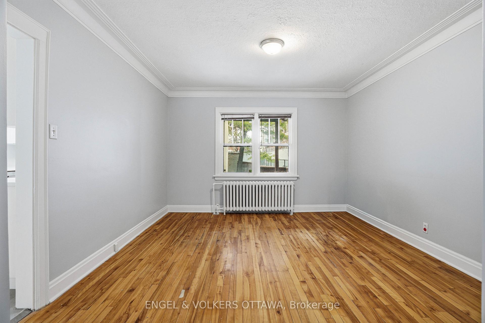 Photo 15 of 153 Hickory Street, Ottawa, West Centre Town — HOMEH