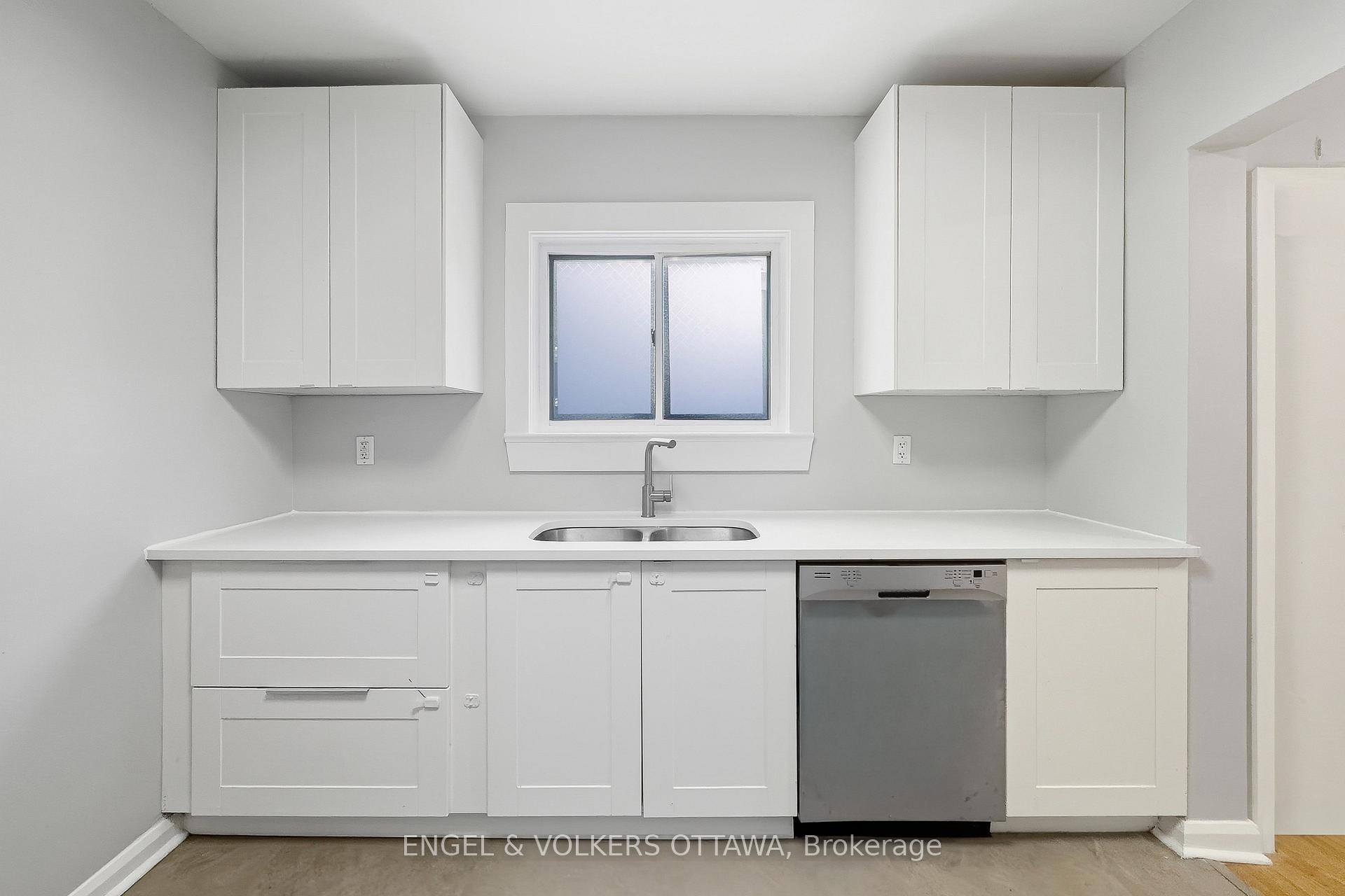Photo 22 of 153 Hickory Street, Ottawa, West Centre Town — HOMEH