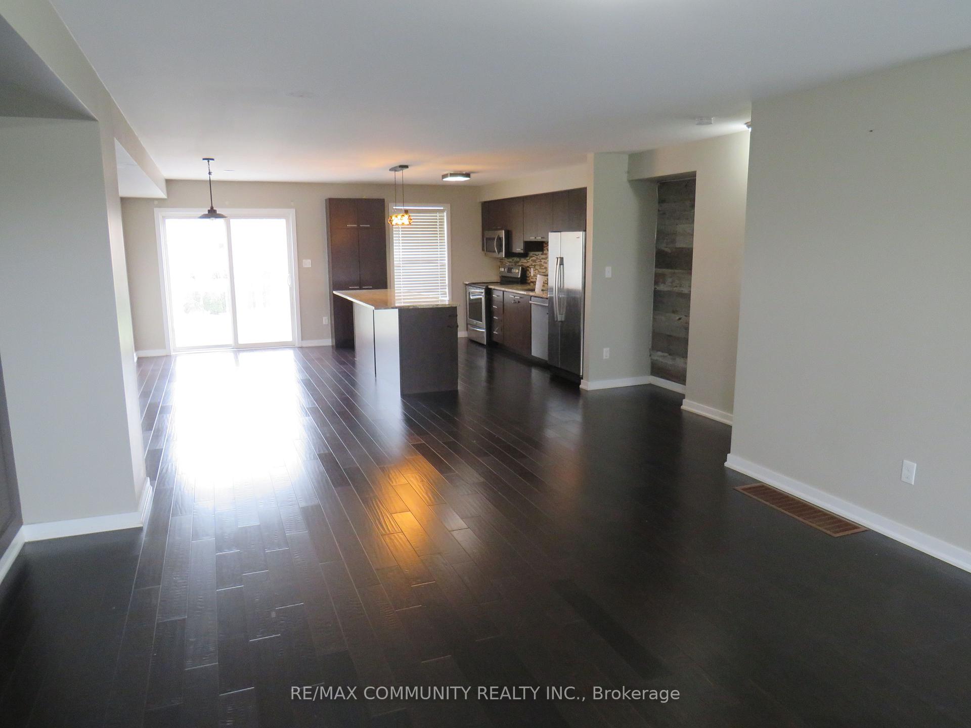 Photo 4 of Unit 4, 91 Coughlin Road, Barrie, Holly — HOMEH