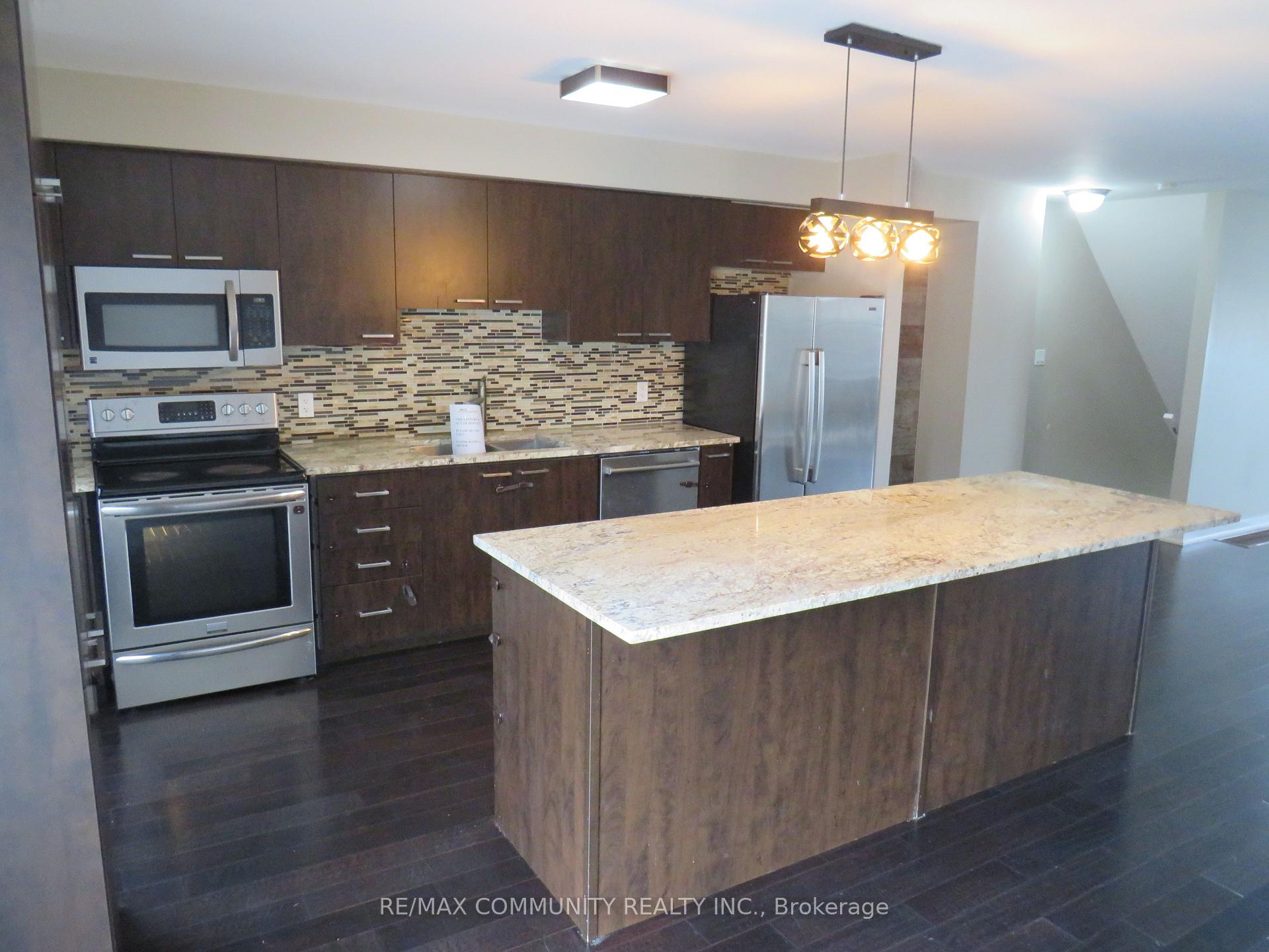 Photo 7 of Unit 4, 91 Coughlin Road, Barrie, Holly — HOMEH