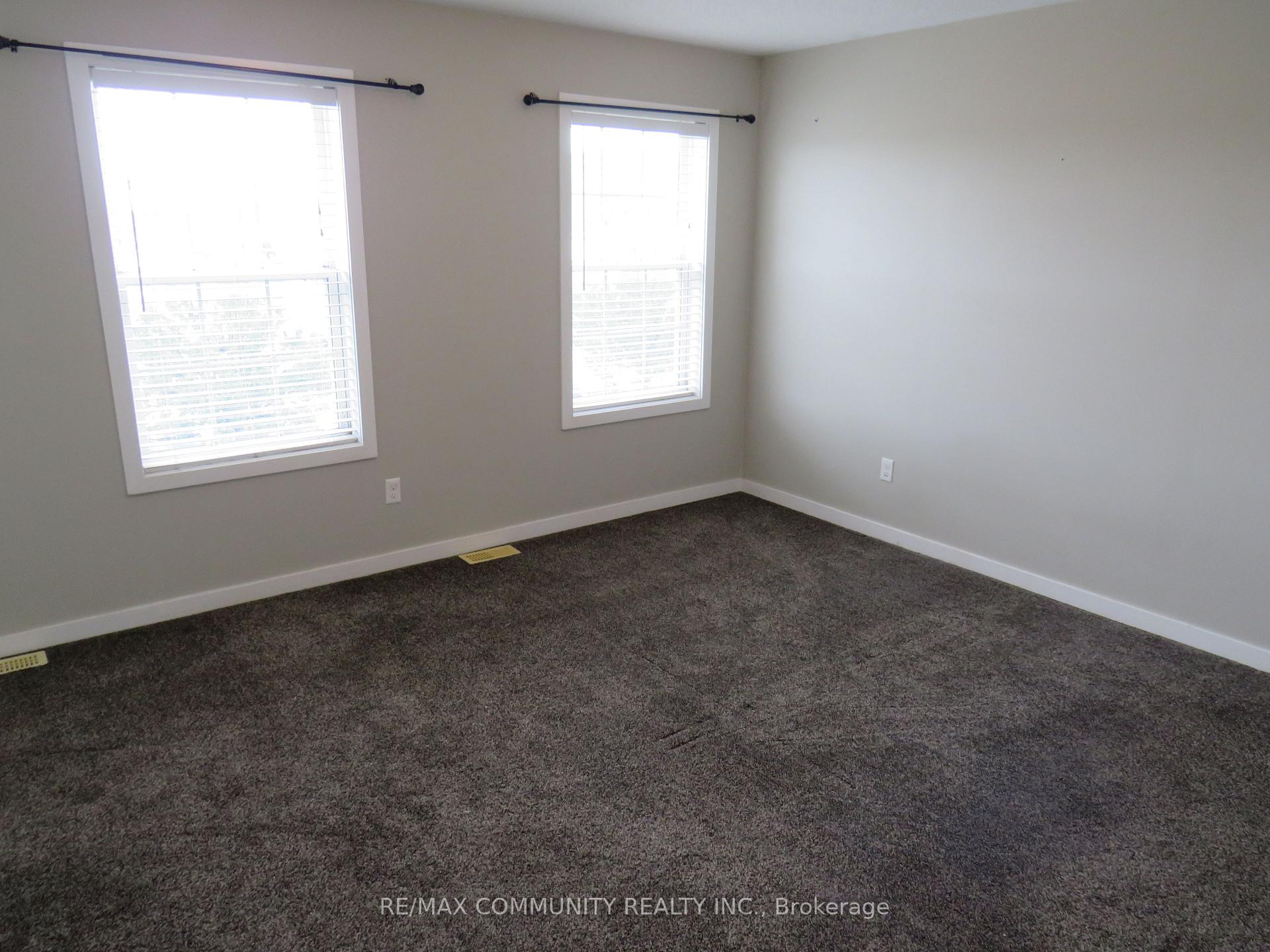 Photo 11 of Unit 4, 91 Coughlin Road, Barrie, Holly — HOMEH