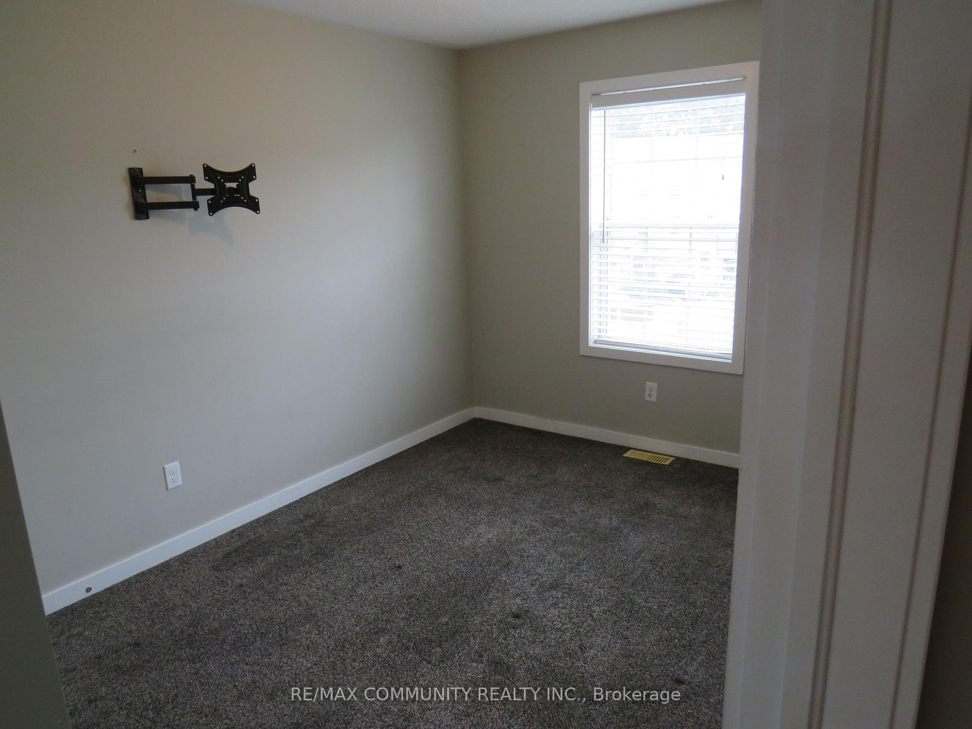 Photo 18 of Unit 4, 91 Coughlin Road, Barrie, Holly — HOMEH