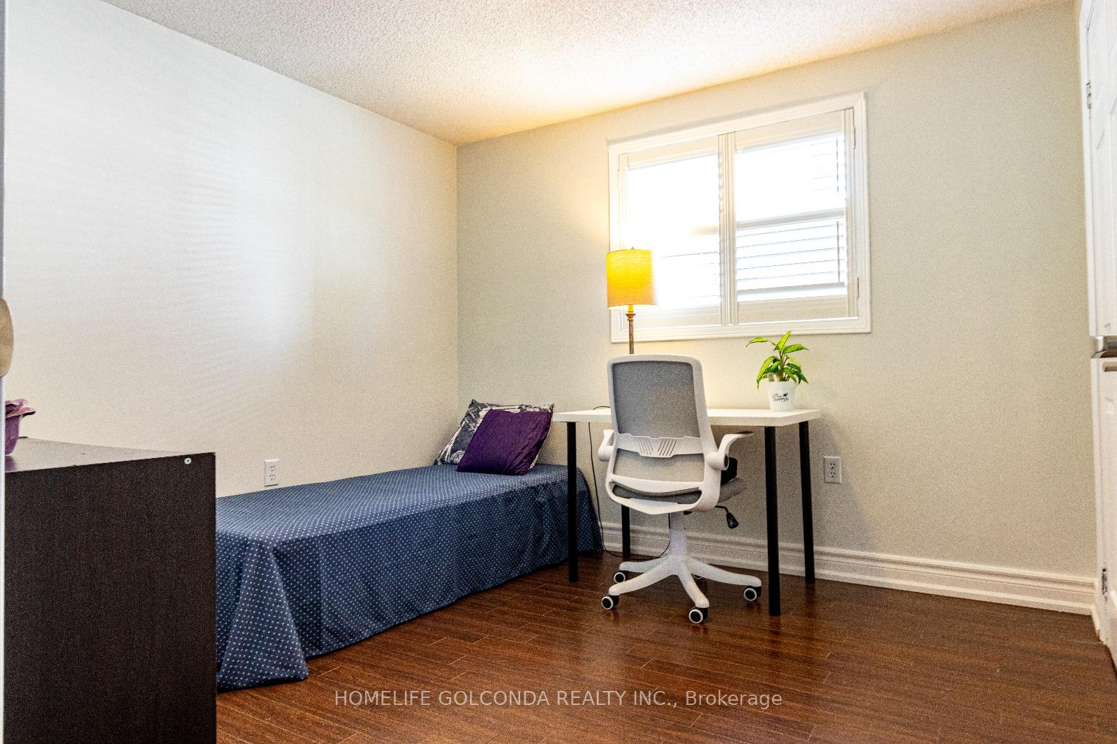 Photo 18 of 133 Hanmer Street W, Barrie, West Bayfield — HOMEH