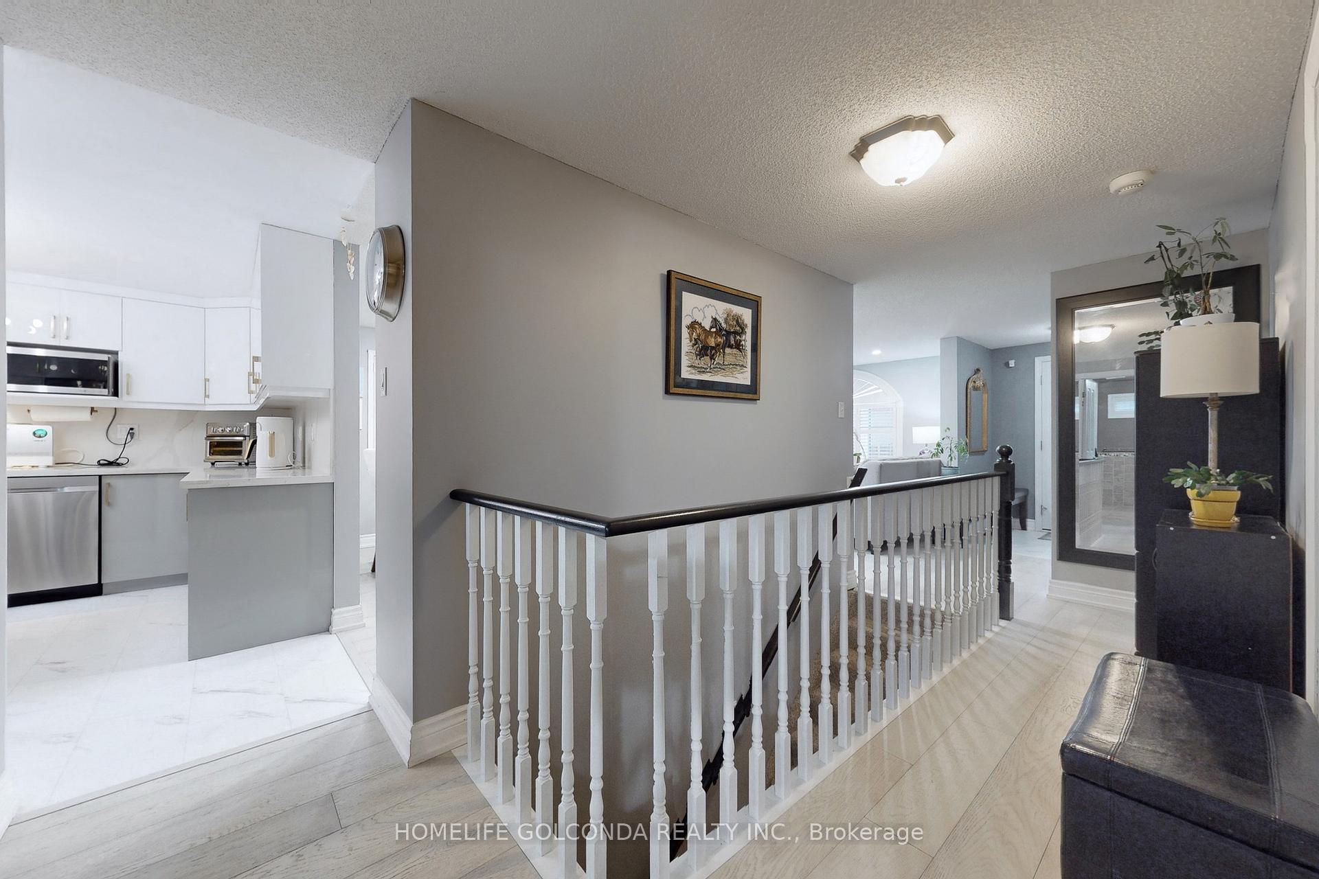 Photo 23 of 133 Hanmer Street W, Barrie, West Bayfield — HOMEH