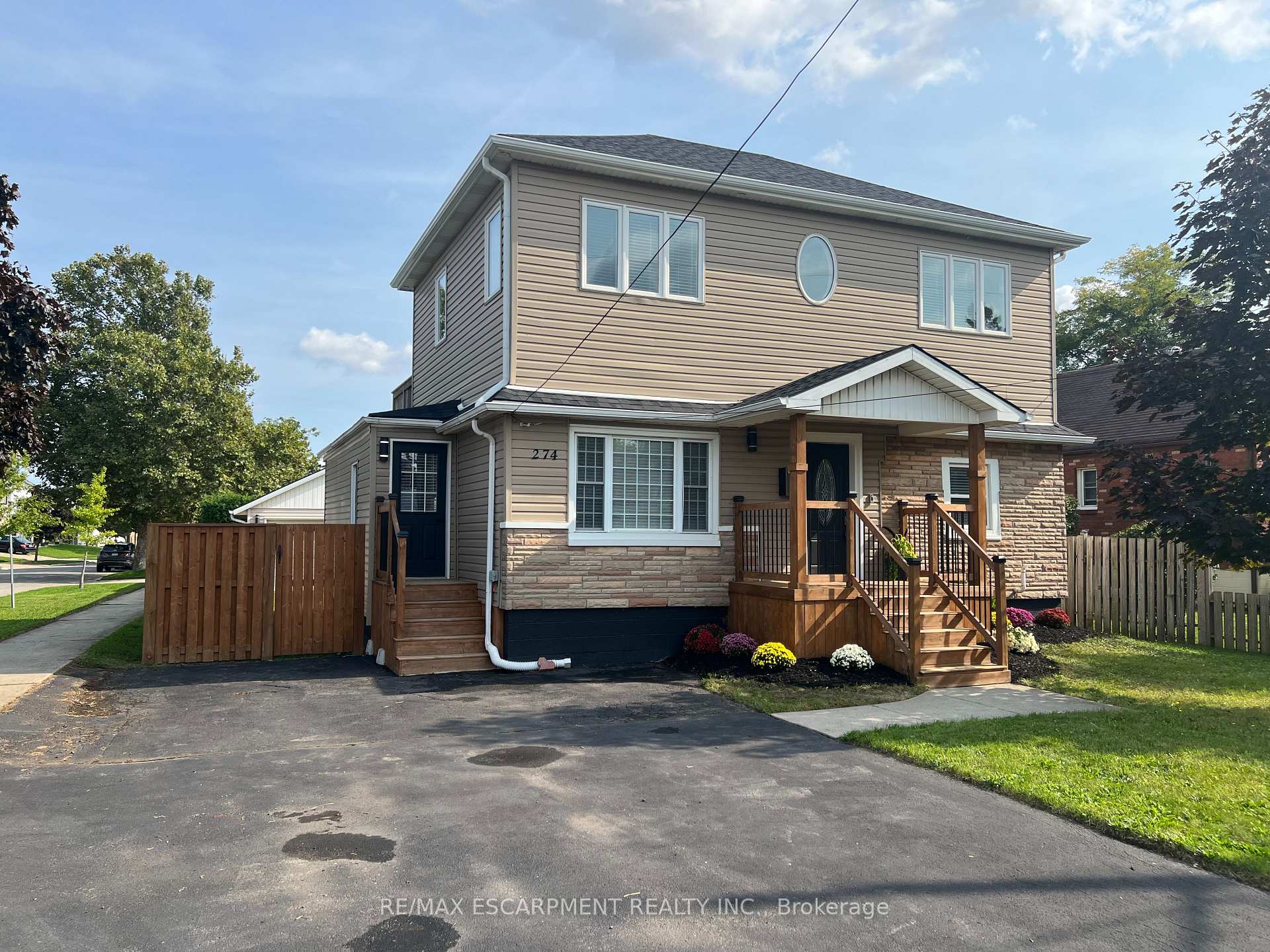 Front of 274 Margaret Avenue