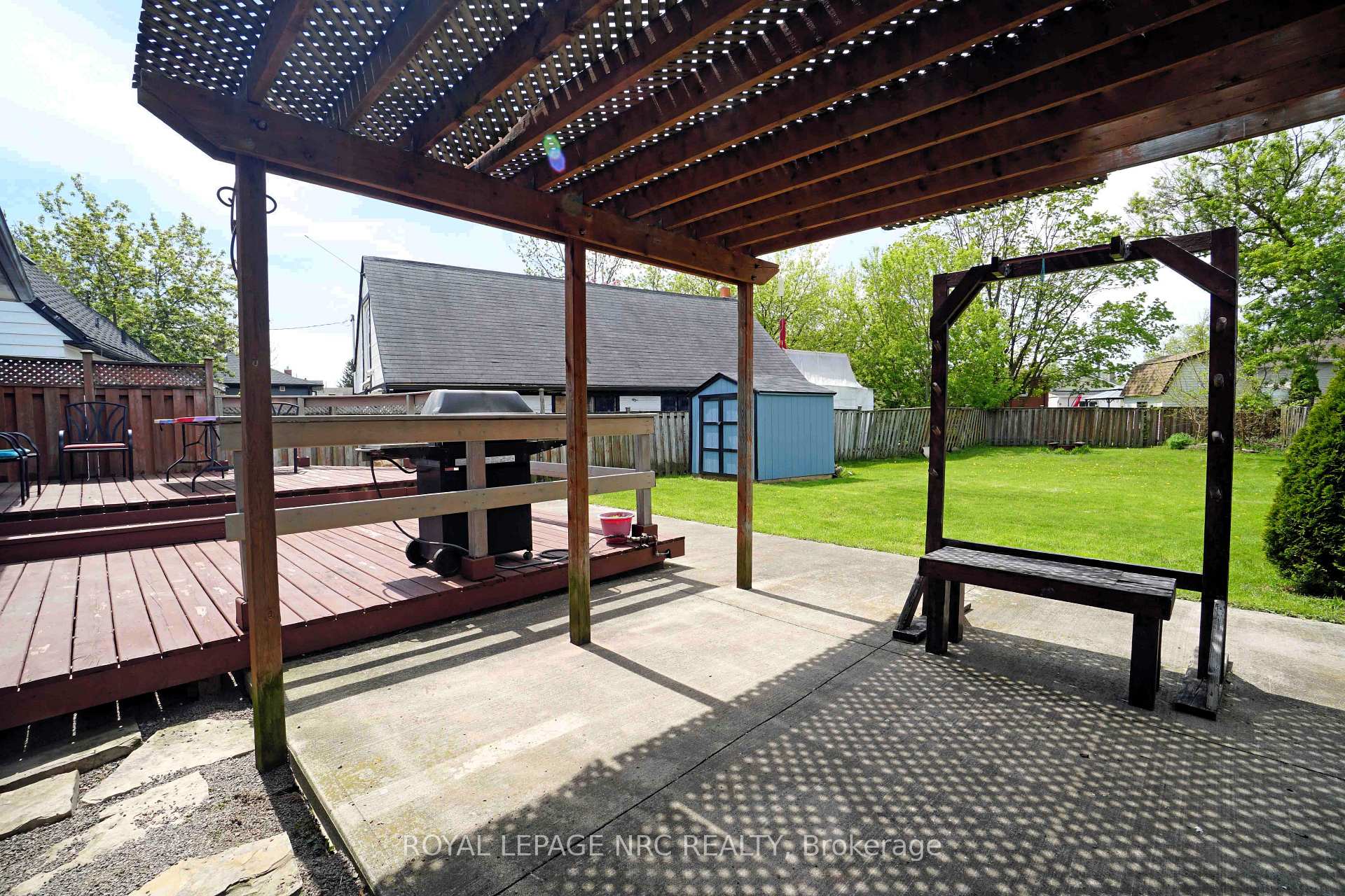 Photo 7 of 228 Pelham Road, St. Catharines, Western Hill — HOMEH