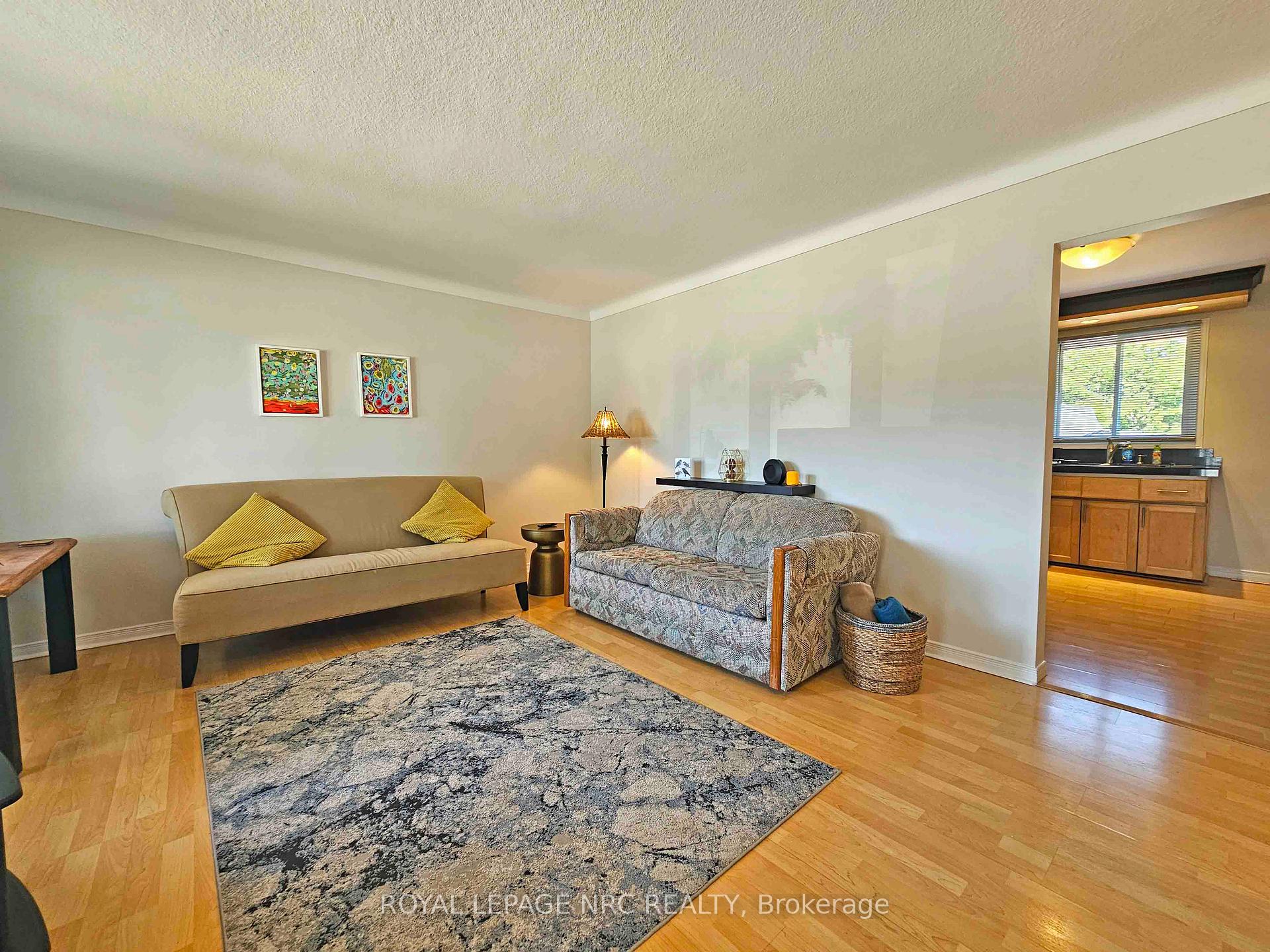 Photo 19 of 228 Pelham Road, St. Catharines, Western Hill — HOMEH
