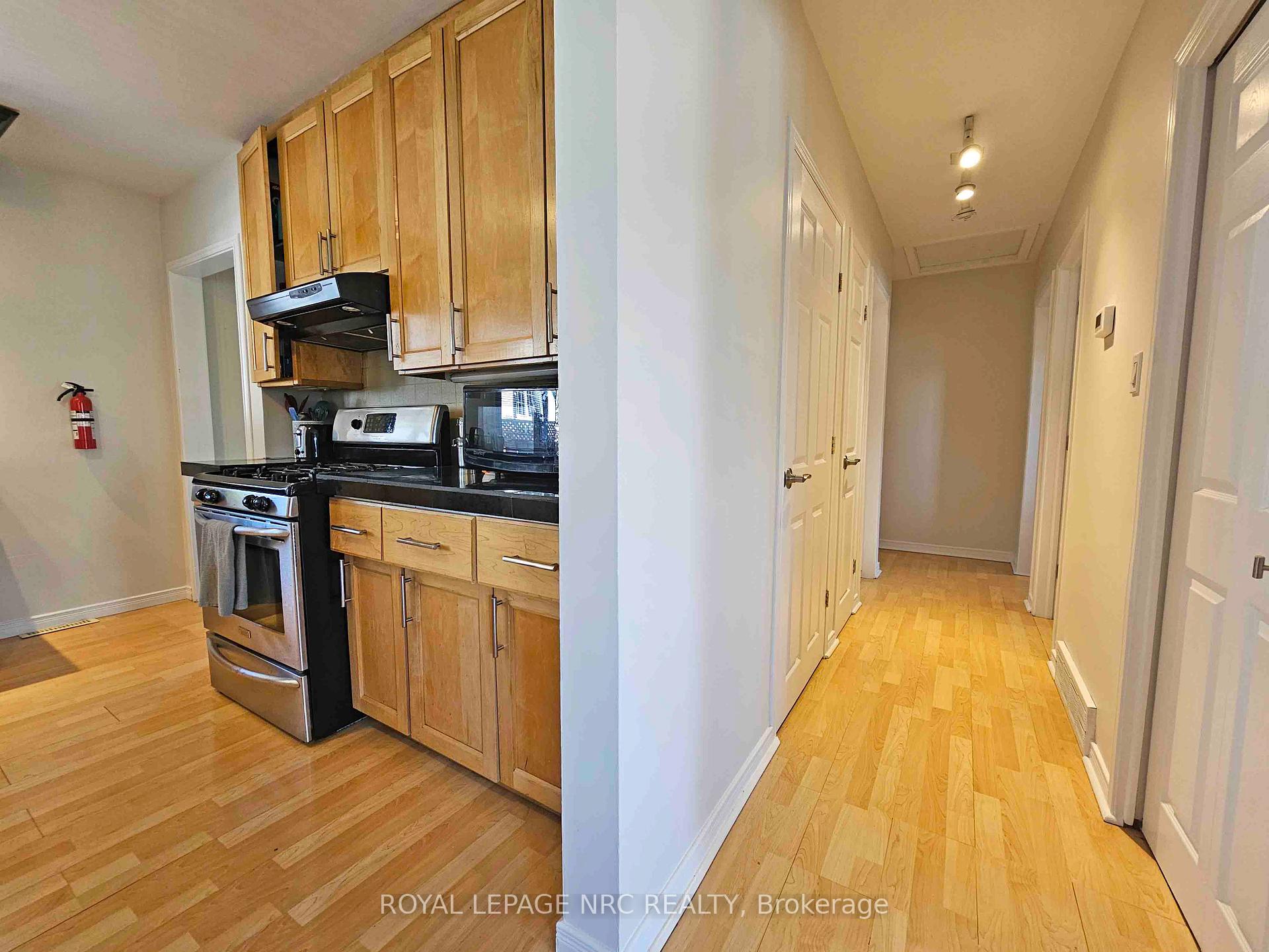 Photo 28 of 228 Pelham Road, St. Catharines, Western Hill — HOMEH