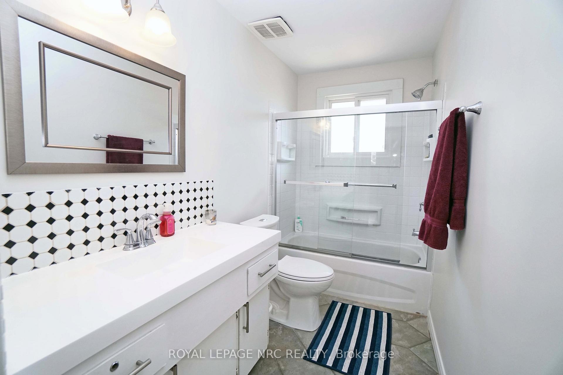 Photo 35 of 228 Pelham Road, St. Catharines, Western Hill — HOMEH