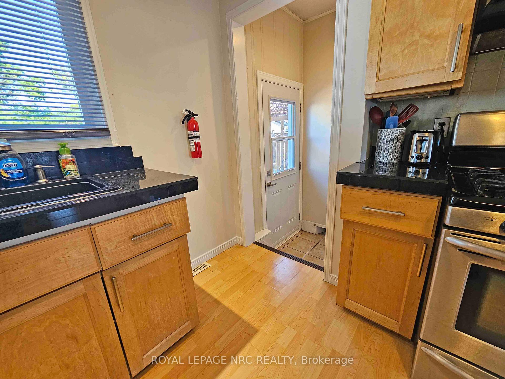 Photo 37 of 228 Pelham Road, St. Catharines, Western Hill — HOMEH