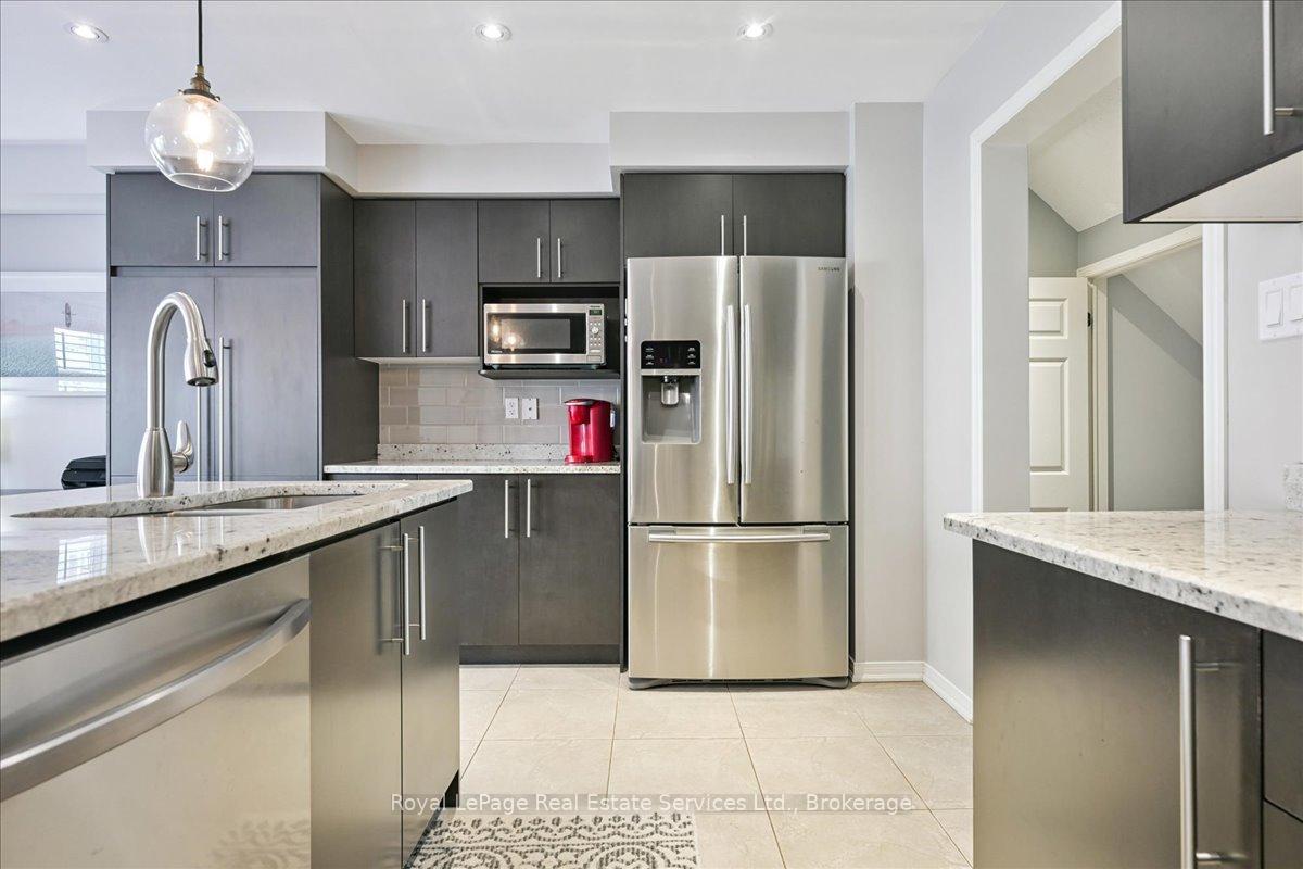 Photo 5 of 50 Mcknight Avenue, Hamilton, Waterdown — HOMEH