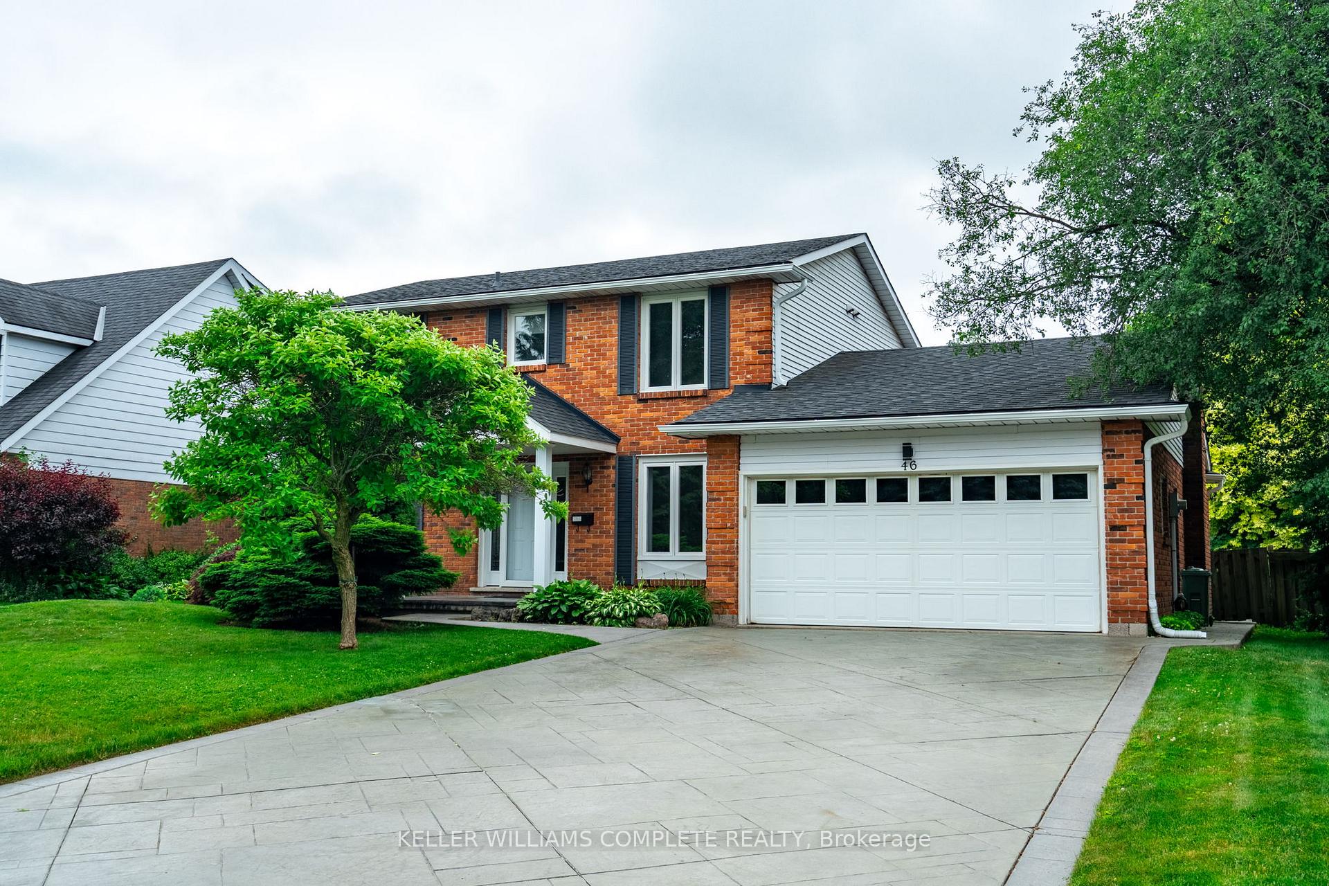 Photo 2 of 46 Postans Path, Hamilton, Ancaster — HOMEH