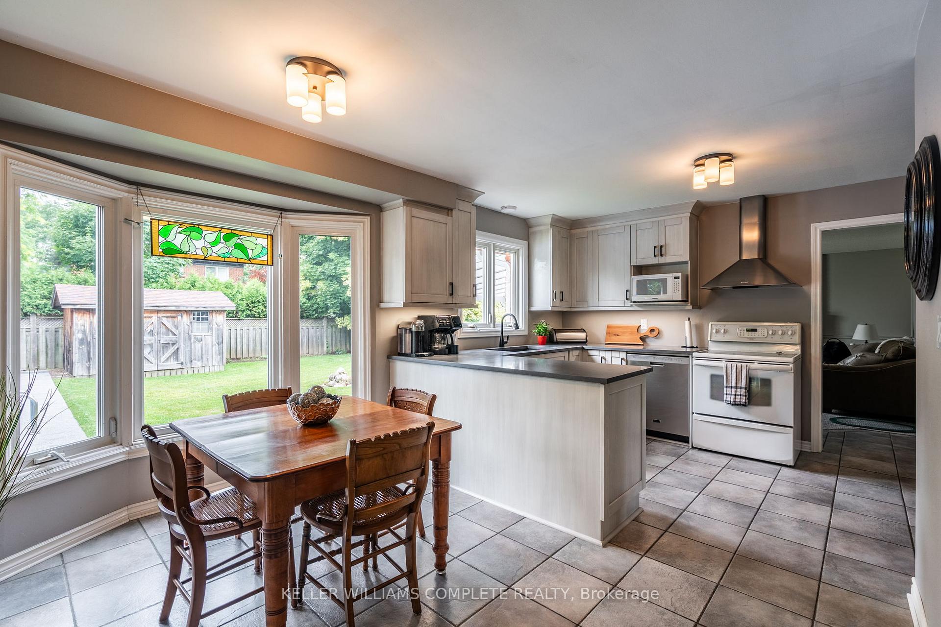 Photo 13 of 46 Postans Path, Hamilton, Ancaster — HOMEH