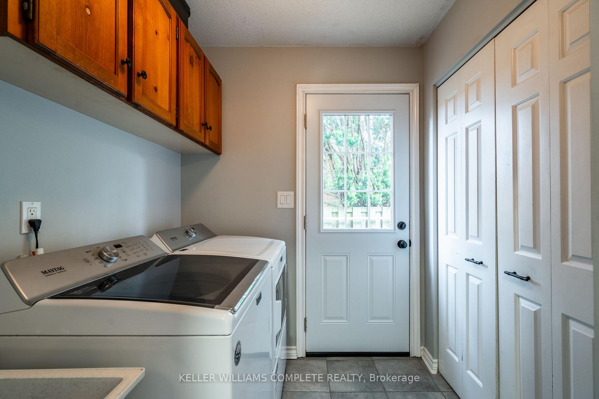 Photo 18 of 46 Postans Path, Hamilton, Ancaster — HOMEH