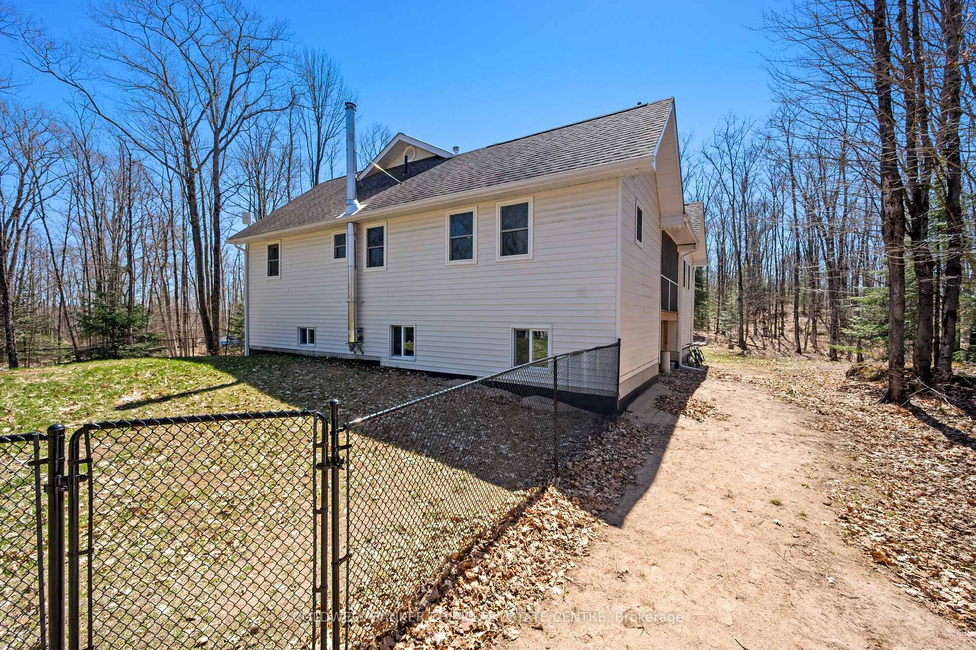 Photo 30 of 800 Jeffrey Lake Road, Faraday — HOMEH
