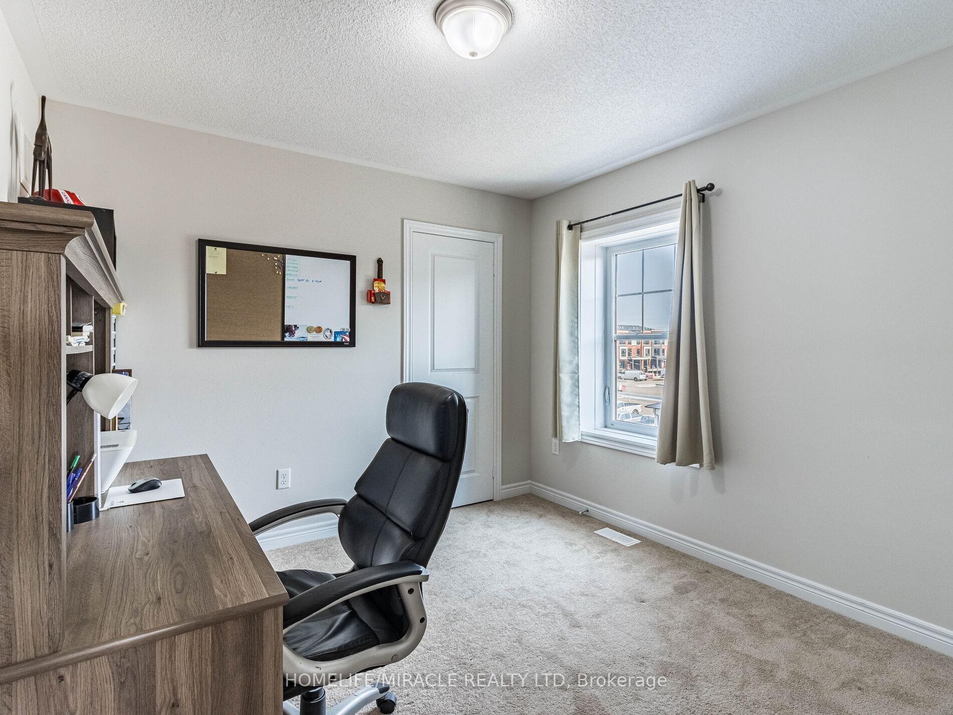 Photo 39 of 43 Finegan Circle, Brampton, Northwest Brampton — HOMEH