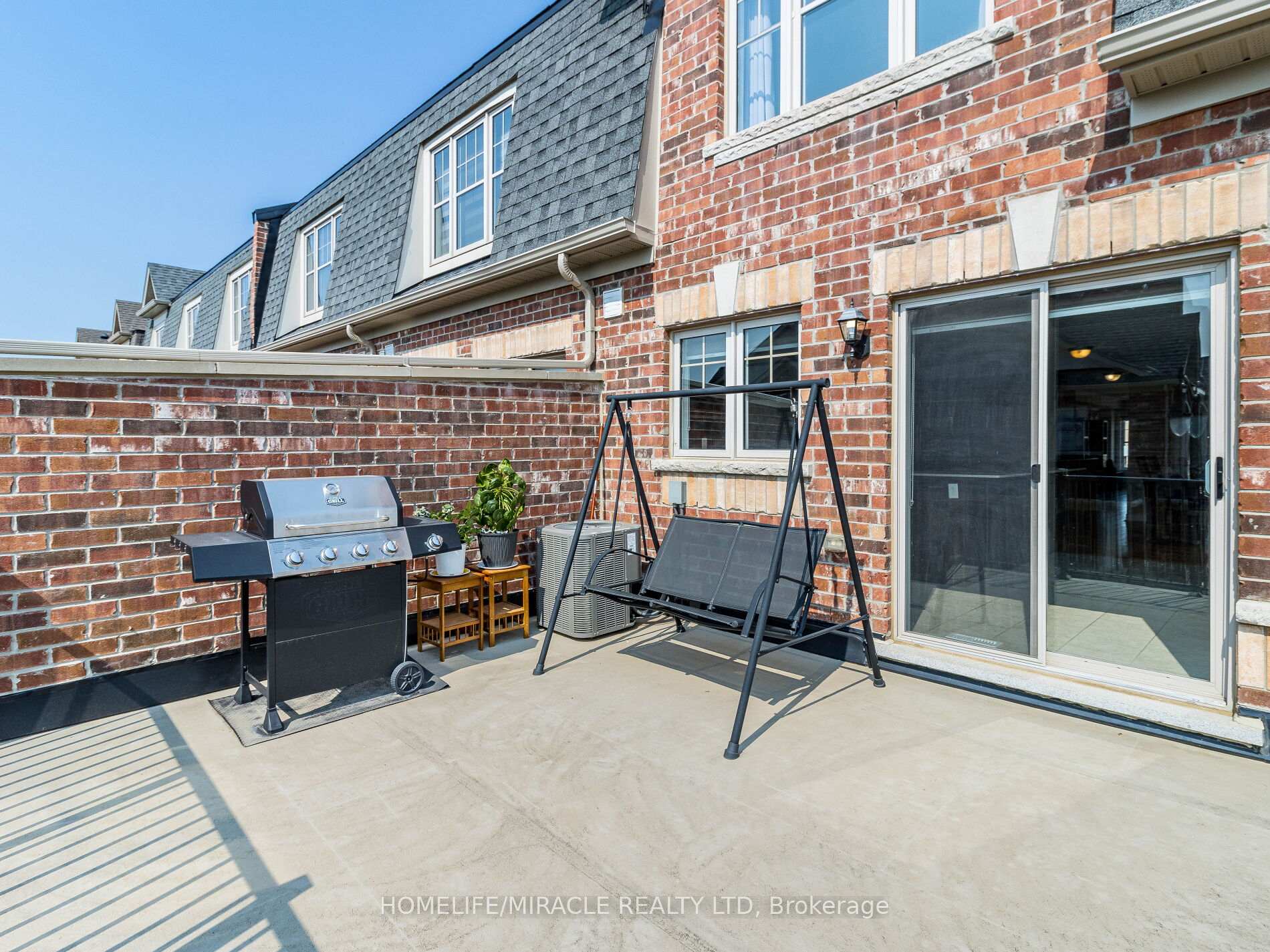 Photo 50 of 43 Finegan Circle, Brampton, Northwest Brampton — HOMEH