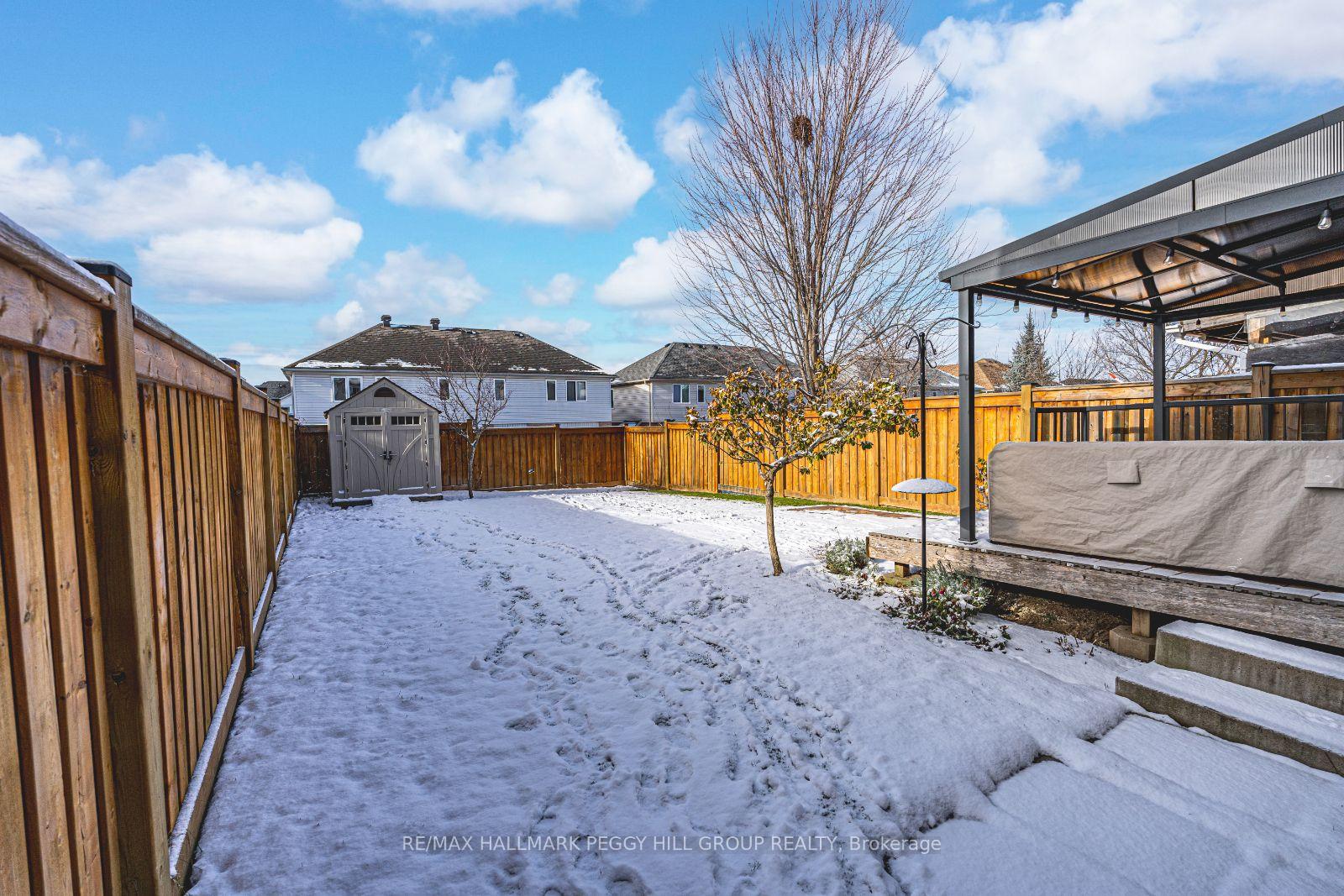 Photo 15 of 211 Nathan Crescent, Barrie, Painswick South — HOMEH