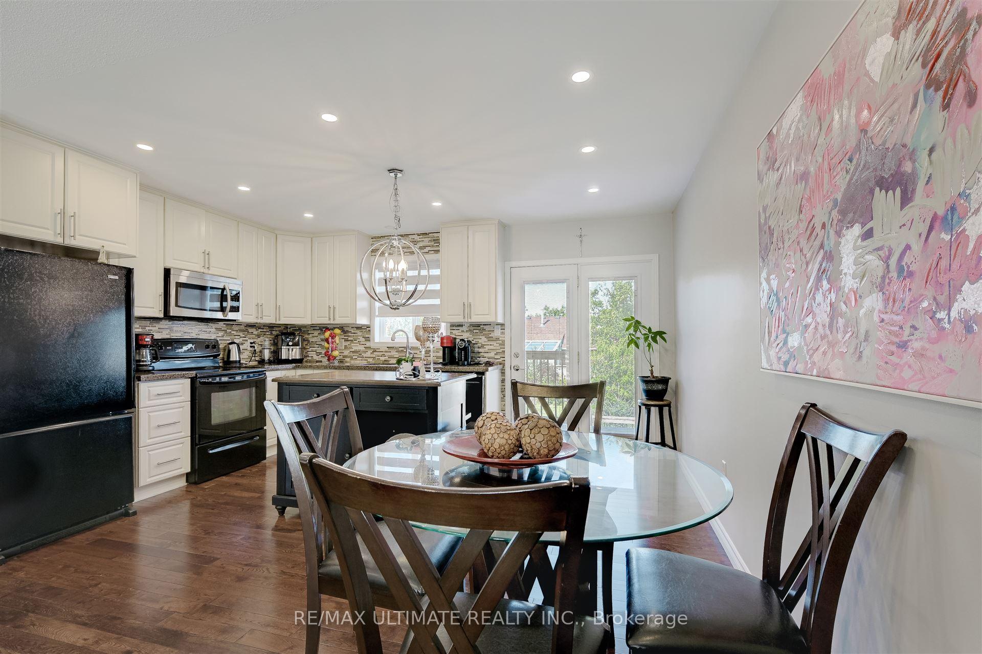 Photo 16 of 158 Hanmer Street E, Barrie, East Bayfield — HOMEH