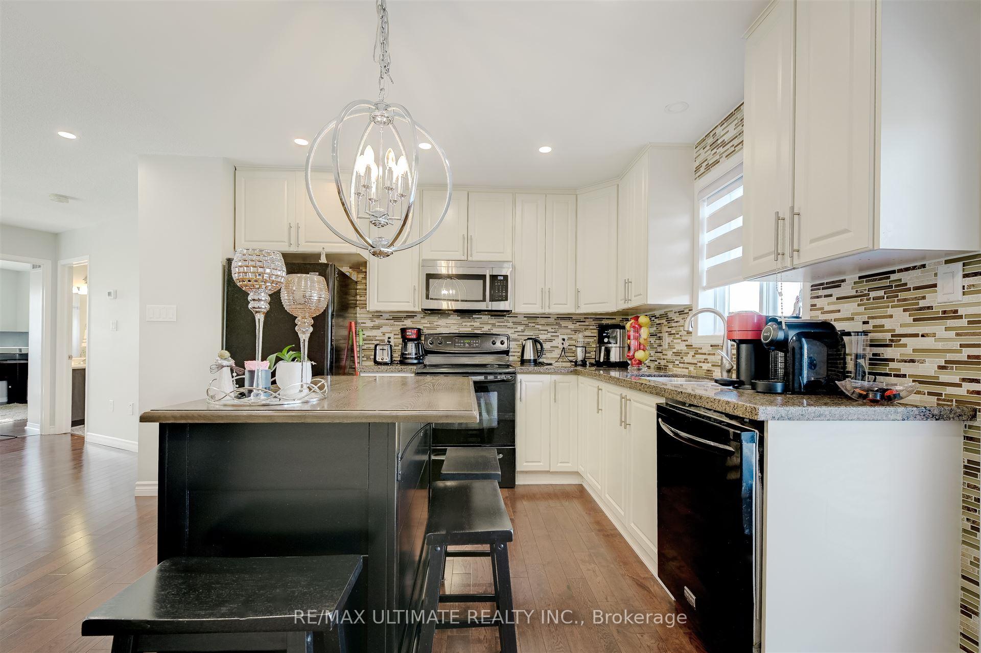 Photo 21 of 158 Hanmer Street E, Barrie, East Bayfield — HOMEH