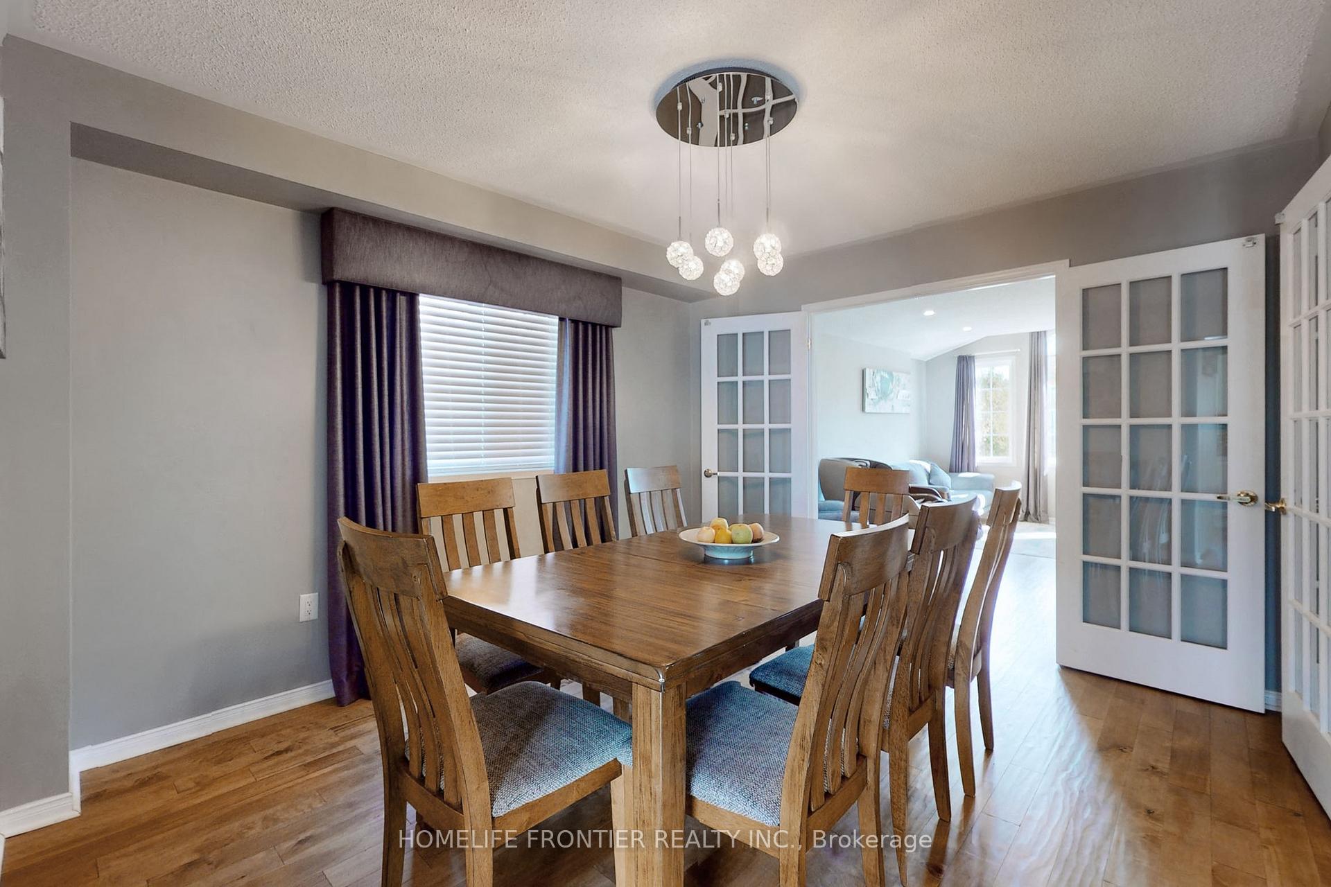 Photo 5 of 48 Patrick Drive, Barrie, Painswick South — HOMEH