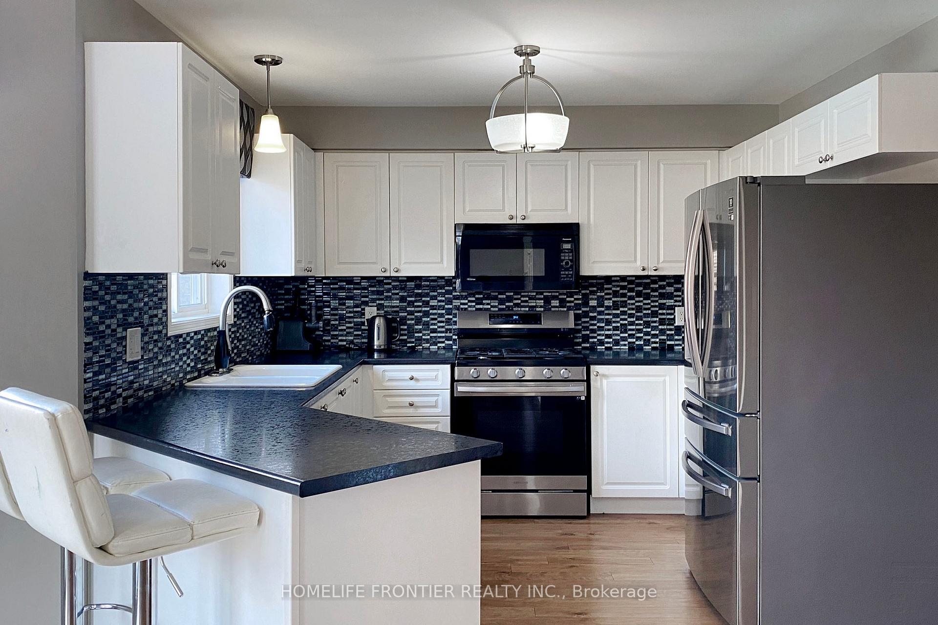 Photo 8 of 48 Patrick Drive, Barrie, Painswick South — HOMEH