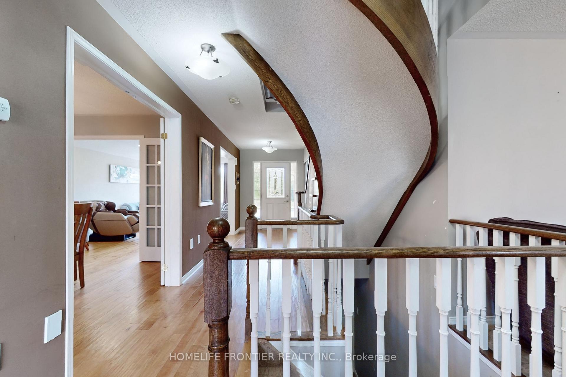 Photo 19 of 48 Patrick Drive, Barrie, Painswick South — HOMEH