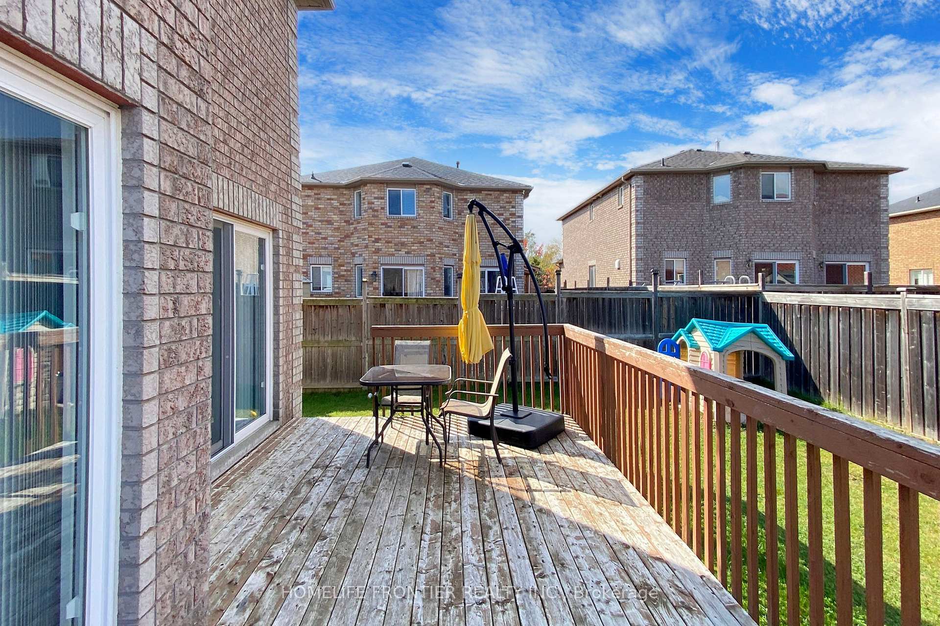 Photo 38 of 48 Patrick Drive, Barrie, Painswick South — HOMEH