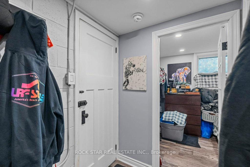Photo 30 of 81 Grass Avenue, St. Catharines, Downtown — HOMEH