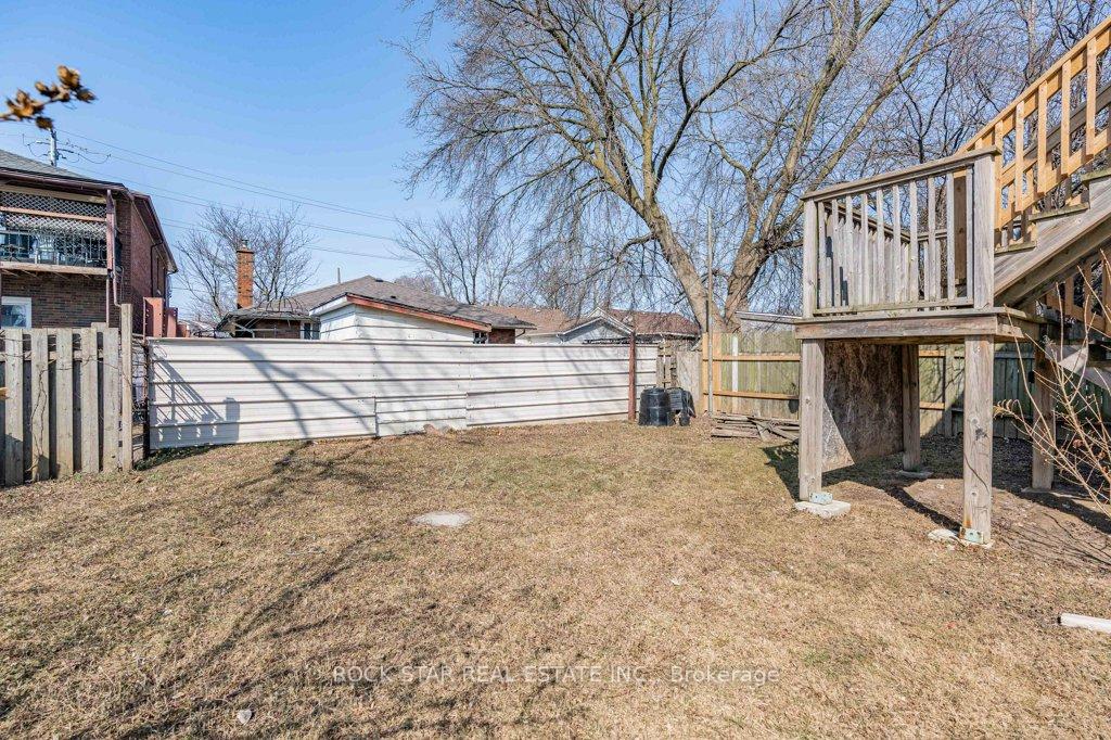 Photo 38 of 81 Grass Avenue, St. Catharines, Downtown — HOMEH