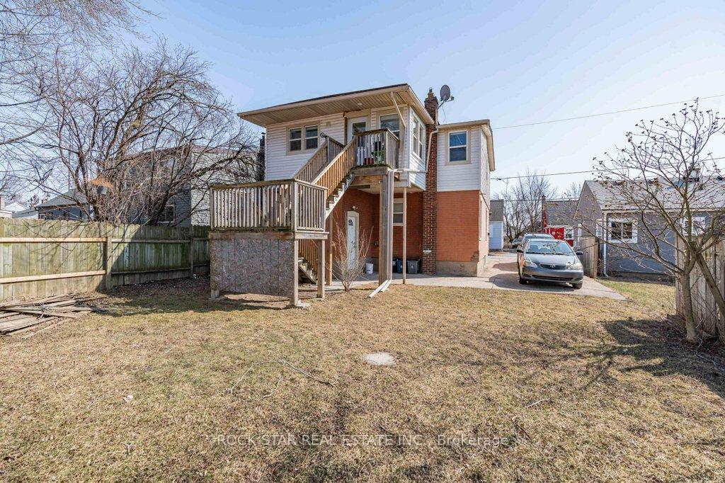 Photo 39 of 81 Grass Avenue, St. Catharines, Downtown — HOMEH