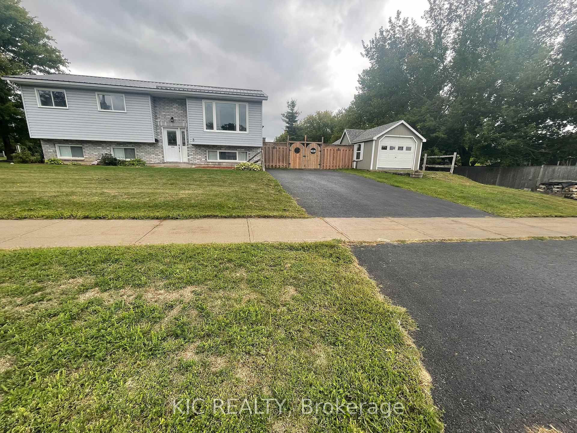 Photo 2 of 3 Creekside Drive, Stirling-Rawdon, Stirling Ward — HOMEH