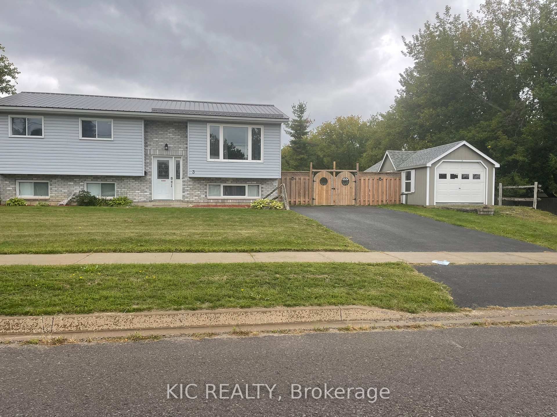 Photo 41 of 3 Creekside Drive, Stirling-Rawdon, Stirling Ward — HOMEH