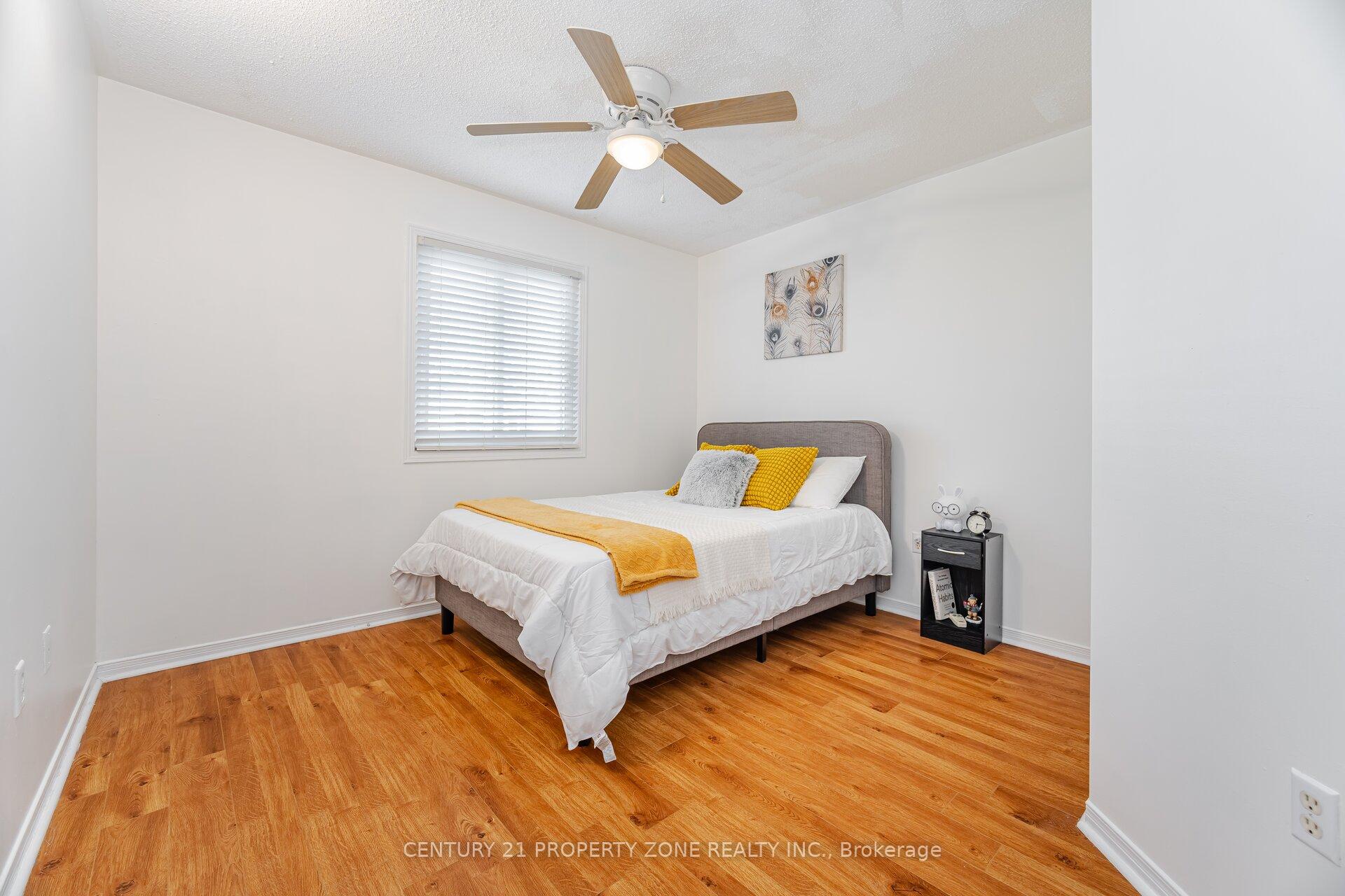 Photo 31 of 19 Streamside Lane, Brampton, Sandringham-Wellington — HOMEH