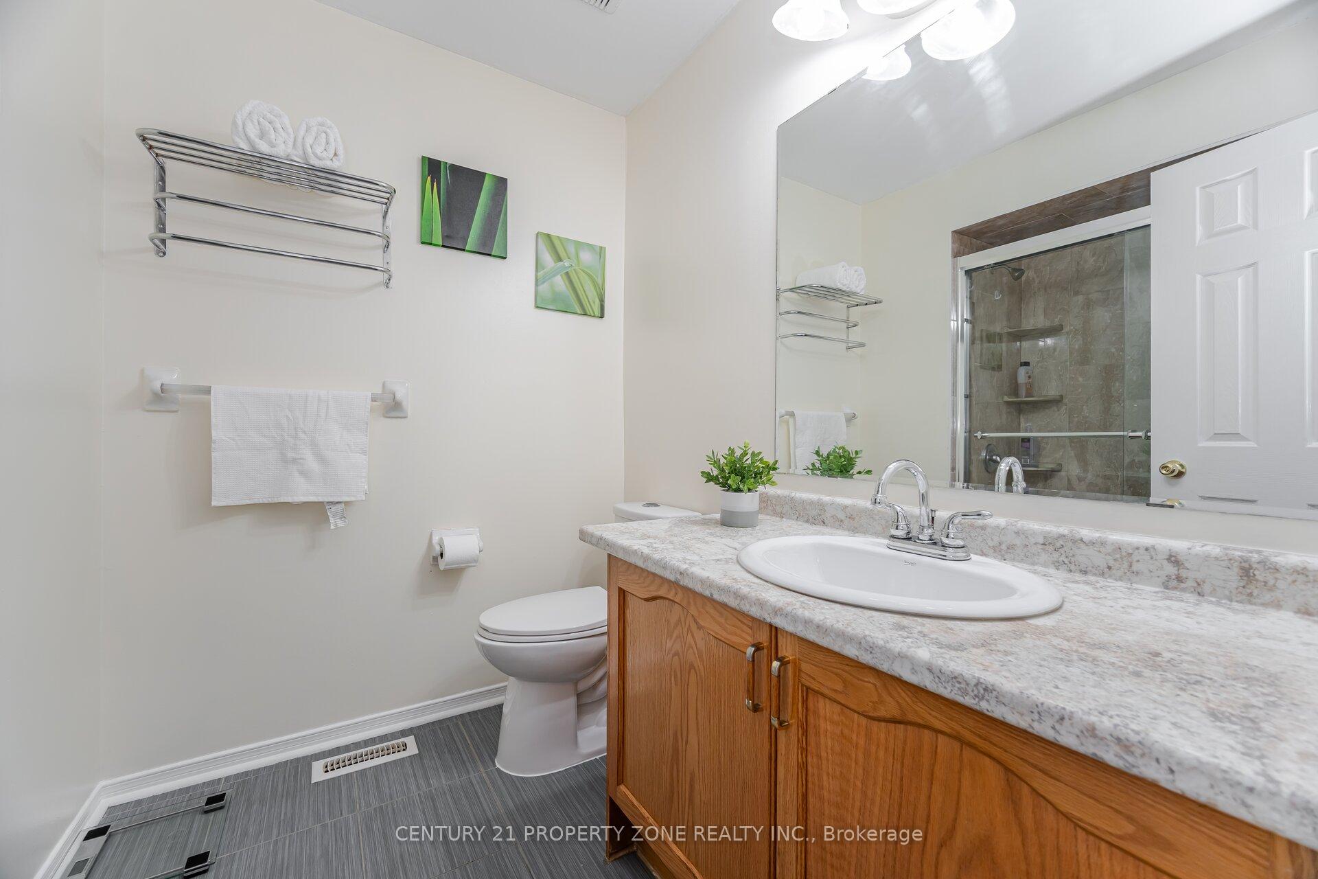 Photo 34 of 19 Streamside Lane, Brampton, Sandringham-Wellington — HOMEH