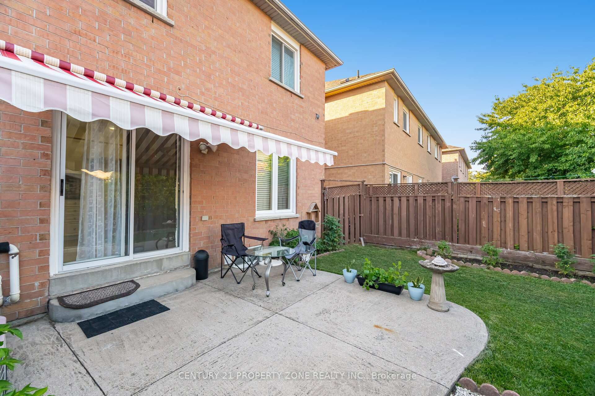 Photo 40 of 19 Streamside Lane, Brampton, Sandringham-Wellington — HOMEH
