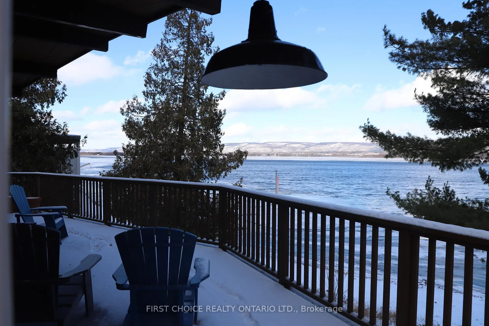 Photo 4 of 2890 Barlow Crescent, Ottawa, Dunrobin Shores — HOMEH