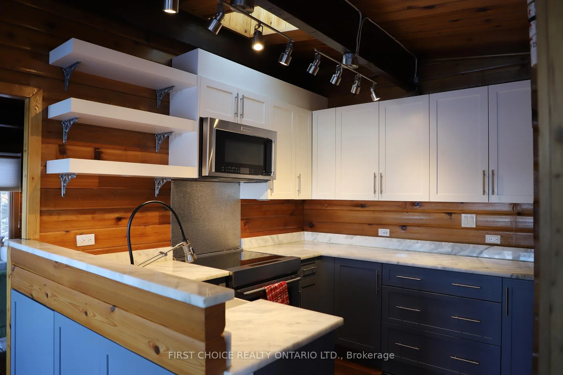 Photo 10 of 2890 Barlow Crescent, Ottawa, Dunrobin Shores — HOMEH